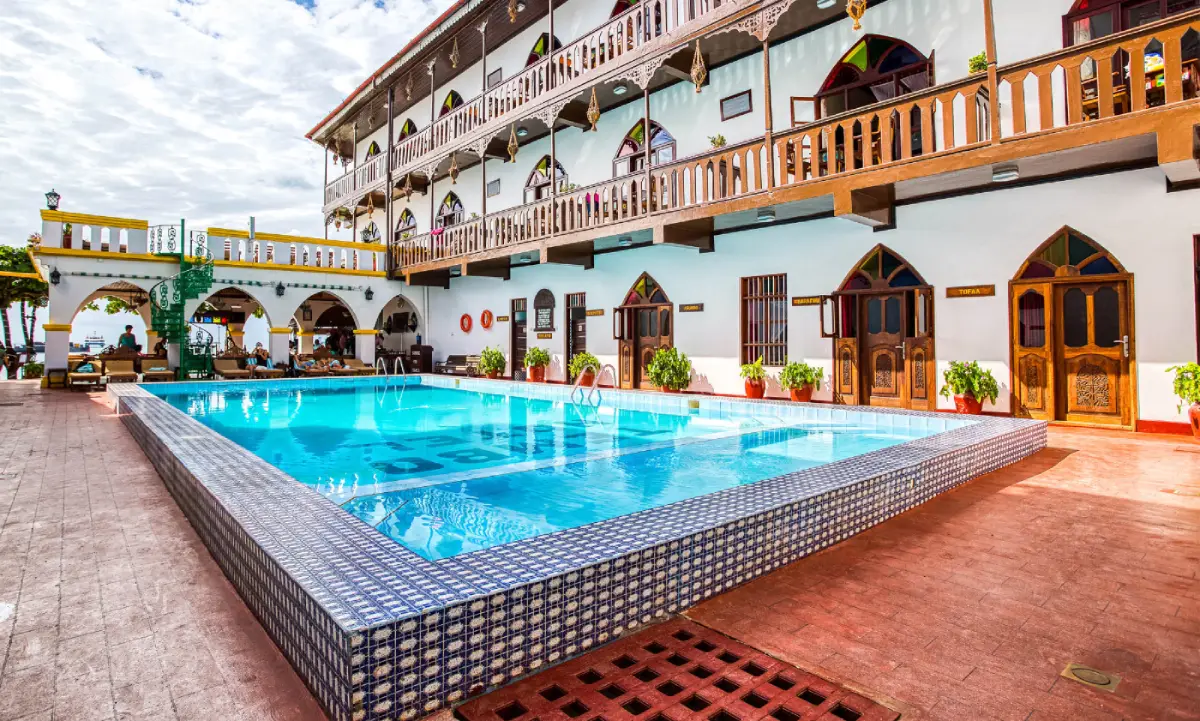 Tembo House Hotel Seafront