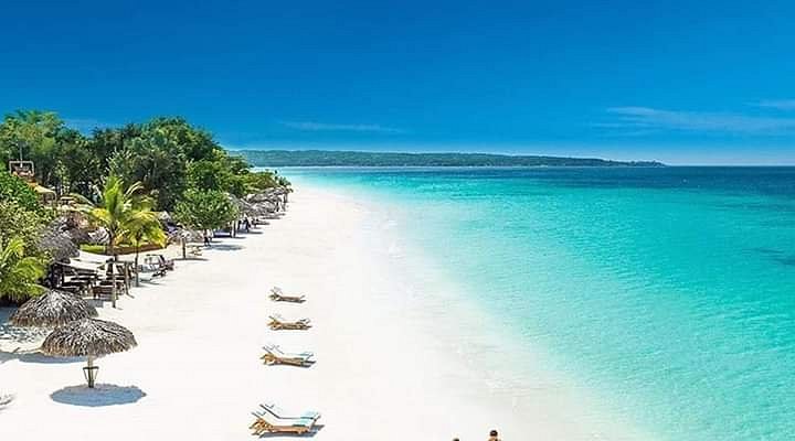 Paje Beach